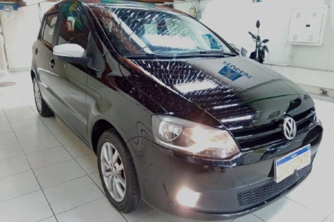 //www.autoline.com.br/carro/volkswagen/fox-16-rock-in-rio-8v-flex-4p-manual/2014/sao-paulo-sp/23307278