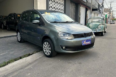 //www.autoline.com.br/carro/volkswagen/fox-10-8v-flex-4p-manual/2011/caruaru-pe/23473761