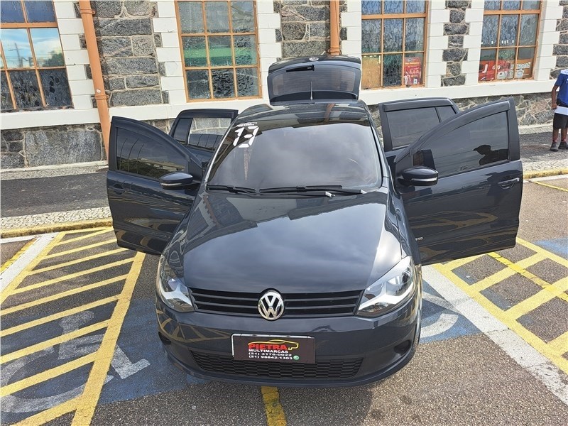 //www.autoline.com.br/carro/volkswagen/fox-10-tec-8v-flex-4p-manual/2013/rio-de-janeiro-rj/23546590