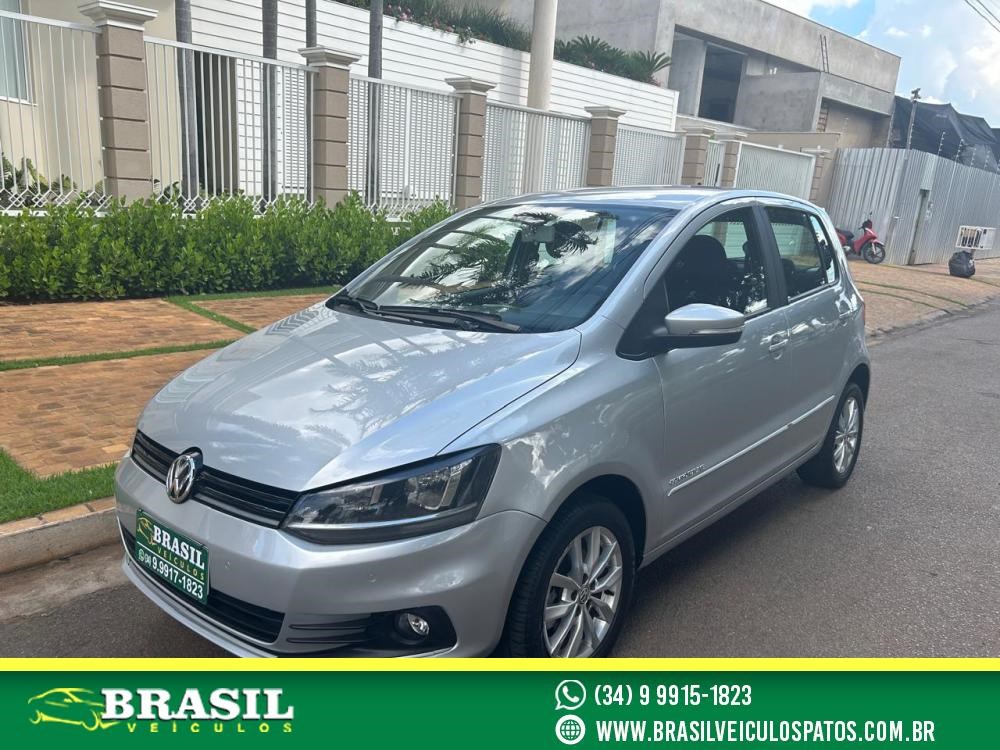 //www.autoline.com.br/carro/volkswagen/fox-16-comfortline-8v-flex-4p-i-motion/2015/patos-de-minas-mg/23598051
