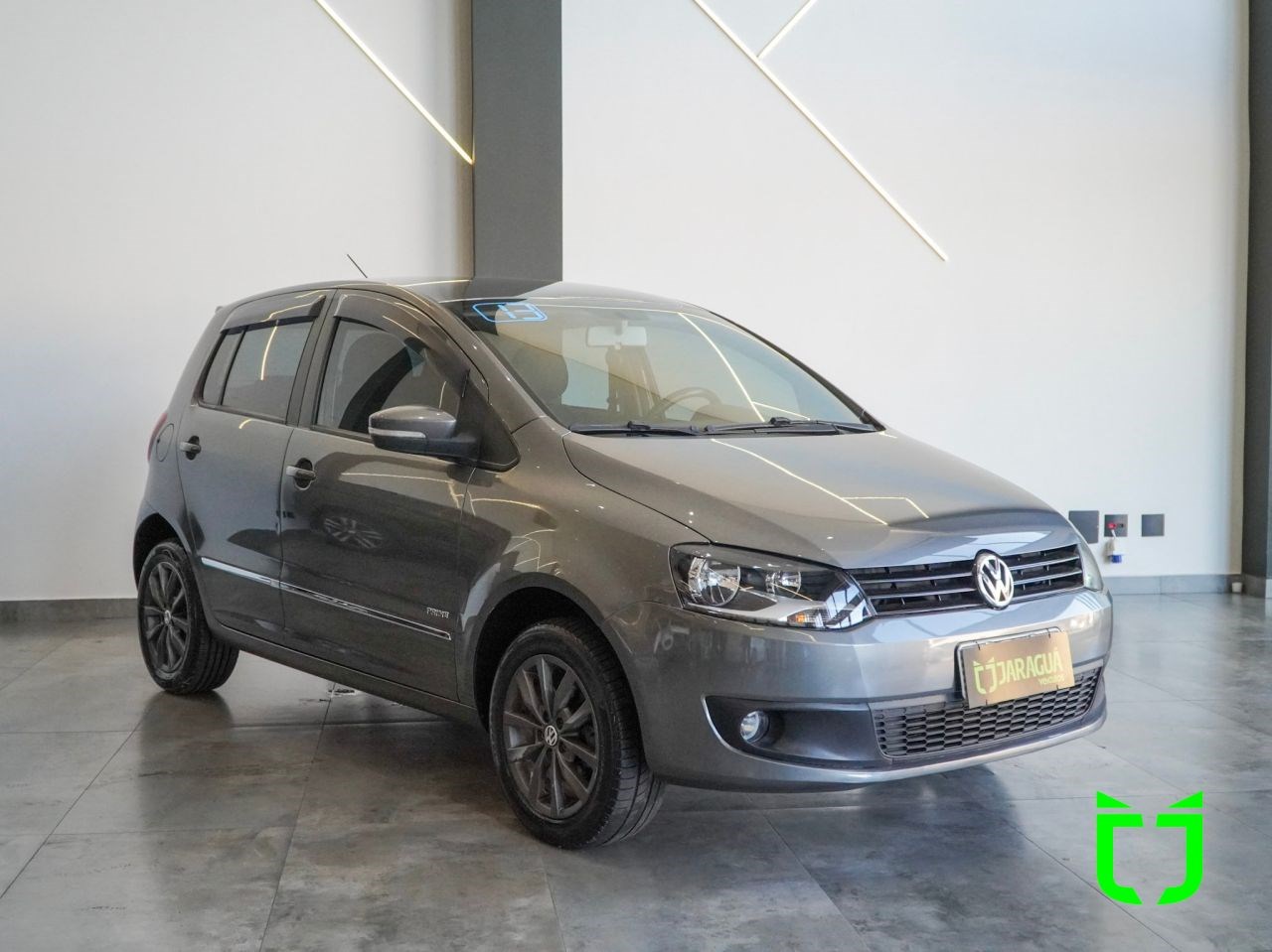 //www.autoline.com.br/carro/volkswagen/fox-16-prime-8v-flex-4p-manual/2013/rio-claro-sp/23996867