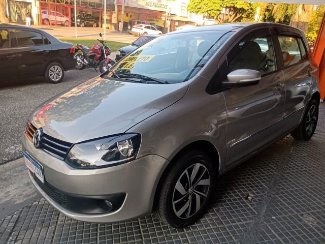 //www.autoline.com.br/carro/volkswagen/fox-16-prime-8v-flex-4p-manual/2012/sorocaba-sp/24127128