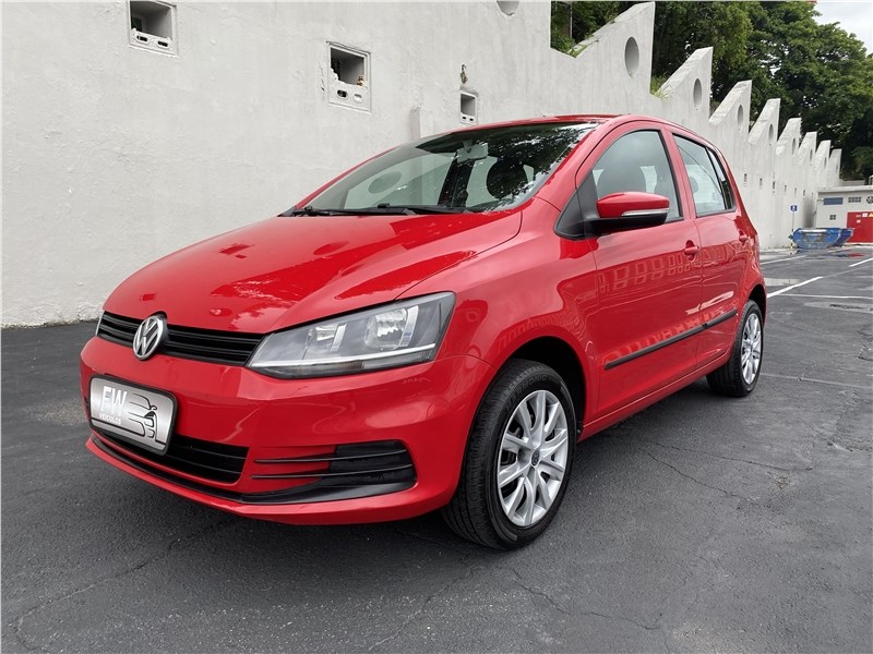 //www.autoline.com.br/carro/volkswagen/fox-10-trendline-12v-flex-4p-manual/2016/rio-de-janeiro-rj/24159593