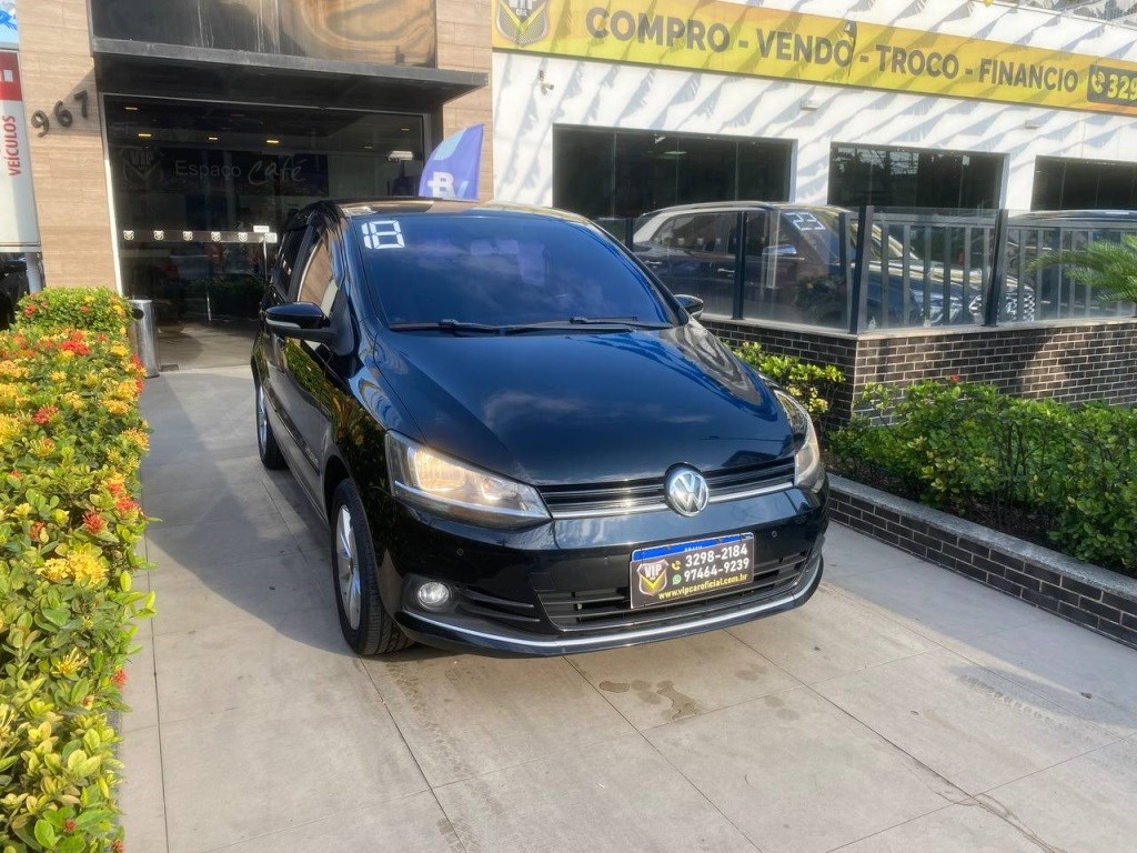 //www.autoline.com.br/carro/volkswagen/fox-16-comfortline-8v-flex-4p-i-motion/2018/rio-de-janeiro-rj/24173597