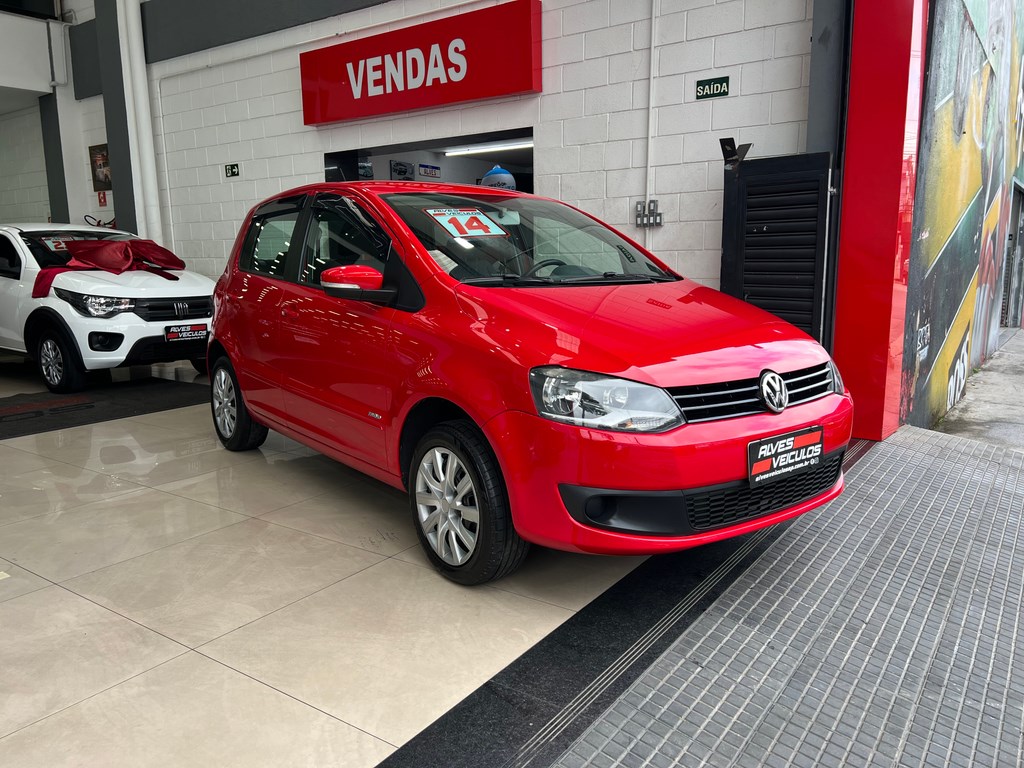 //www.autoline.com.br/carro/volkswagen/fox-16-8v-flex-4p-manual/2014/sao-paulo-sp/24205461
