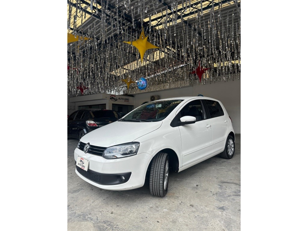 //www.autoline.com.br/carro/volkswagen/fox-16-highline-8v-flex-4p-manual/2014/sorocaba-sp/24386433