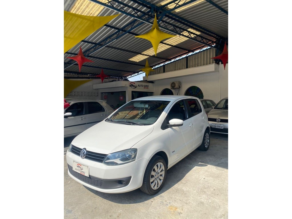 //www.autoline.com.br/carro/volkswagen/fox-16-8v-flex-4p-manual/2014/sorocaba-sp/24515417