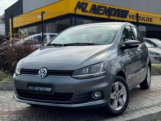 //www.autoline.com.br/carro/volkswagen/fox-16-highline-16v-flex-4p-manual/2018/joinville-sc/24537944