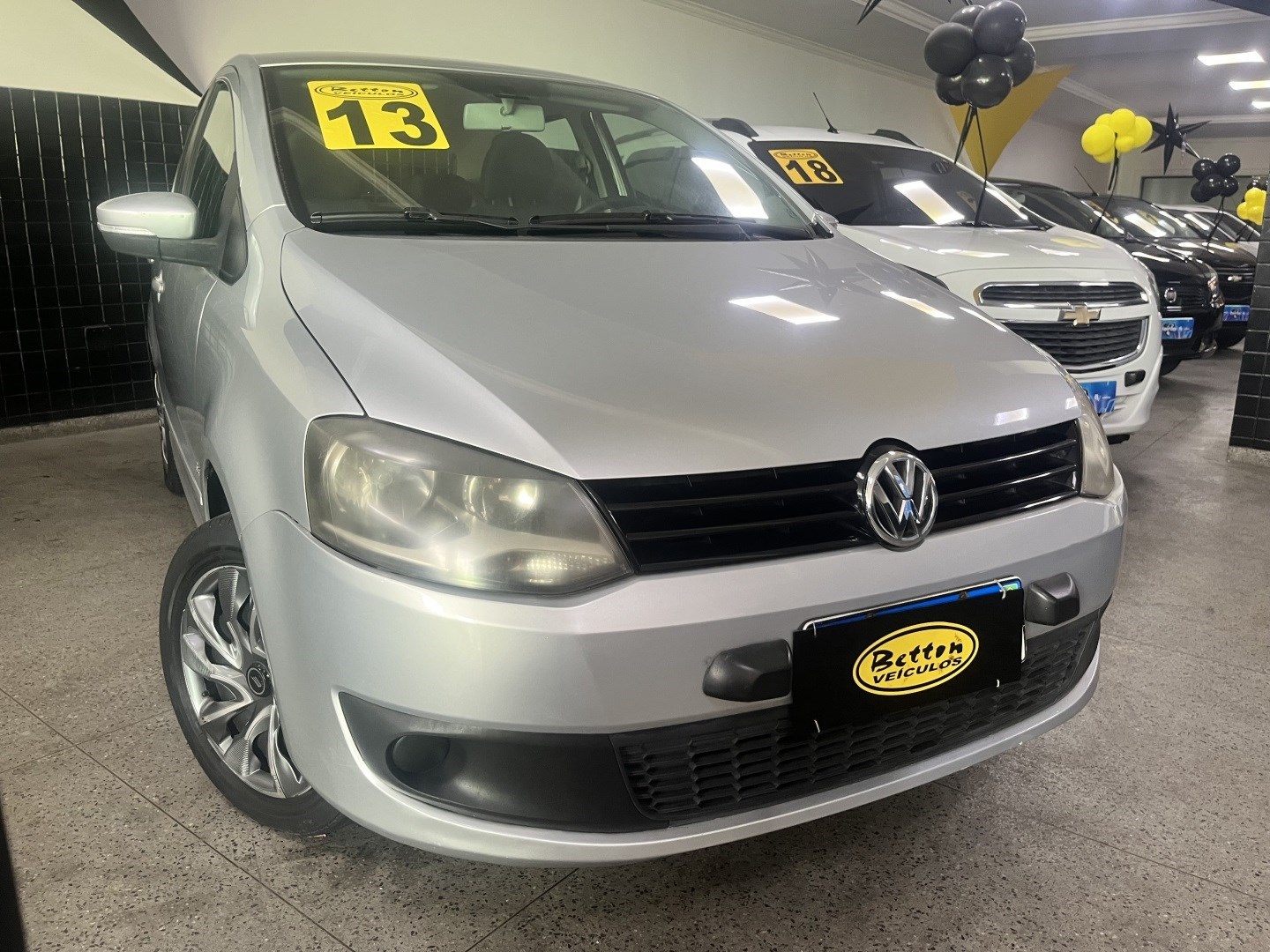 //www.autoline.com.br/carro/volkswagen/fox-10-tec-8v-flex-4p-manual/2013/niteroi-rj/24606282