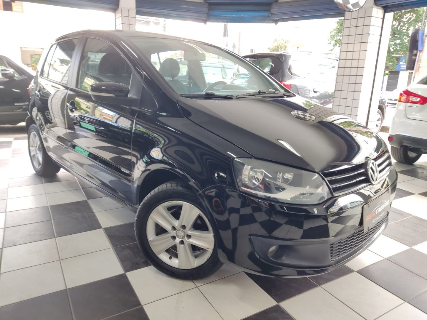 //www.autoline.com.br/carro/volkswagen/fox-16-8v-flex-4p-manual/2013/rio-de-janeiro-rj/24688993