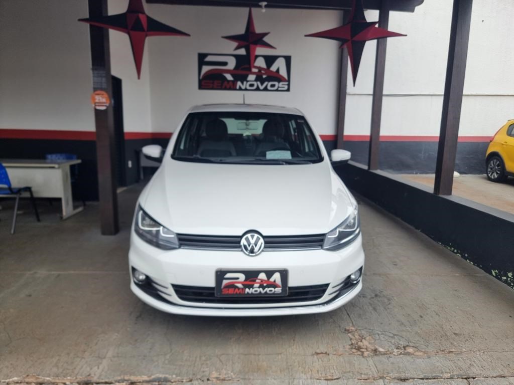 //www.autoline.com.br/carro/volkswagen/fox-16-highline-16v-flex-4p-manual/2016/uberaba-mg/24726652