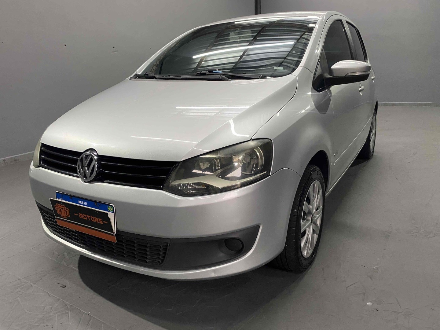 //www.autoline.com.br/carro/volkswagen/fox-16-8v-flex-4p-manual/2013/sao-paulo-sp/24727868