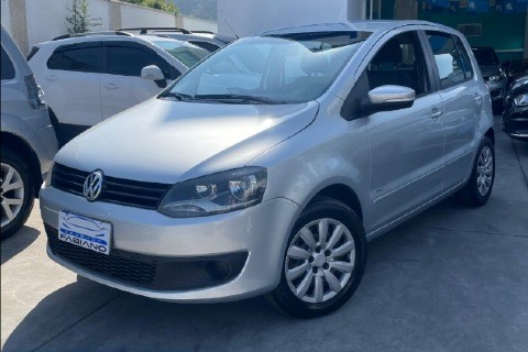 //www.autoline.com.br/carro/volkswagen/fox-10-tec-8v-flex-4p-manual/2013/caraguatatuba-sp/24804065