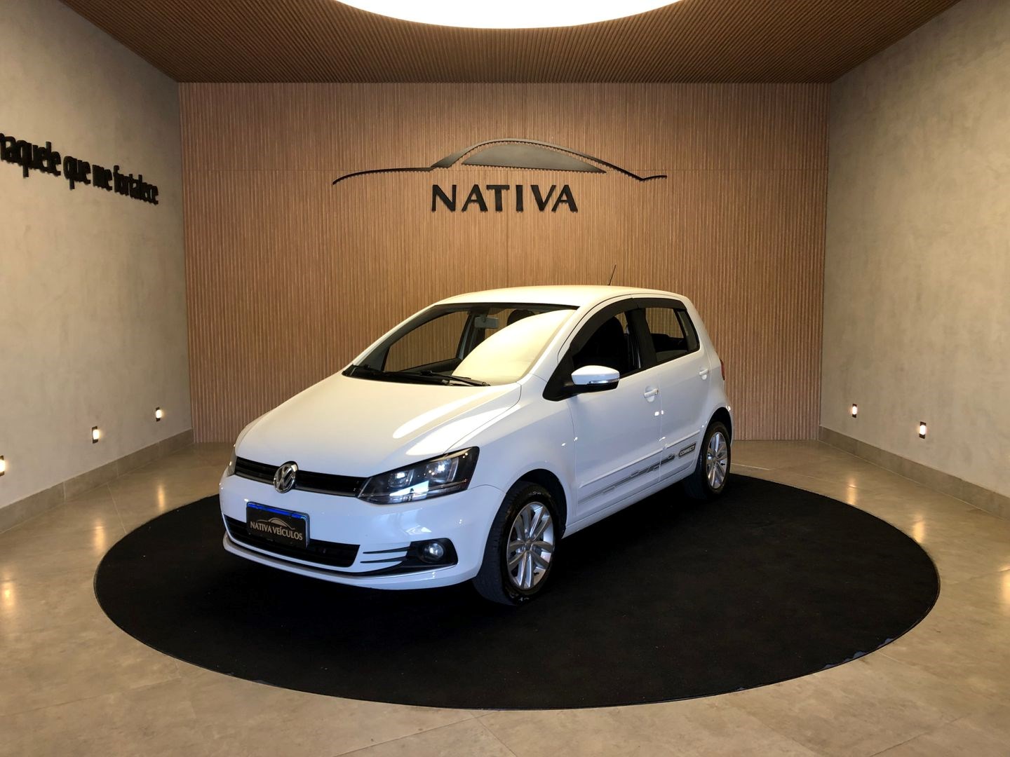 //www.autoline.com.br/carro/volkswagen/fox-16-connect-8v-flex-4p-i-motion/2019/jundiai-sp/24818438