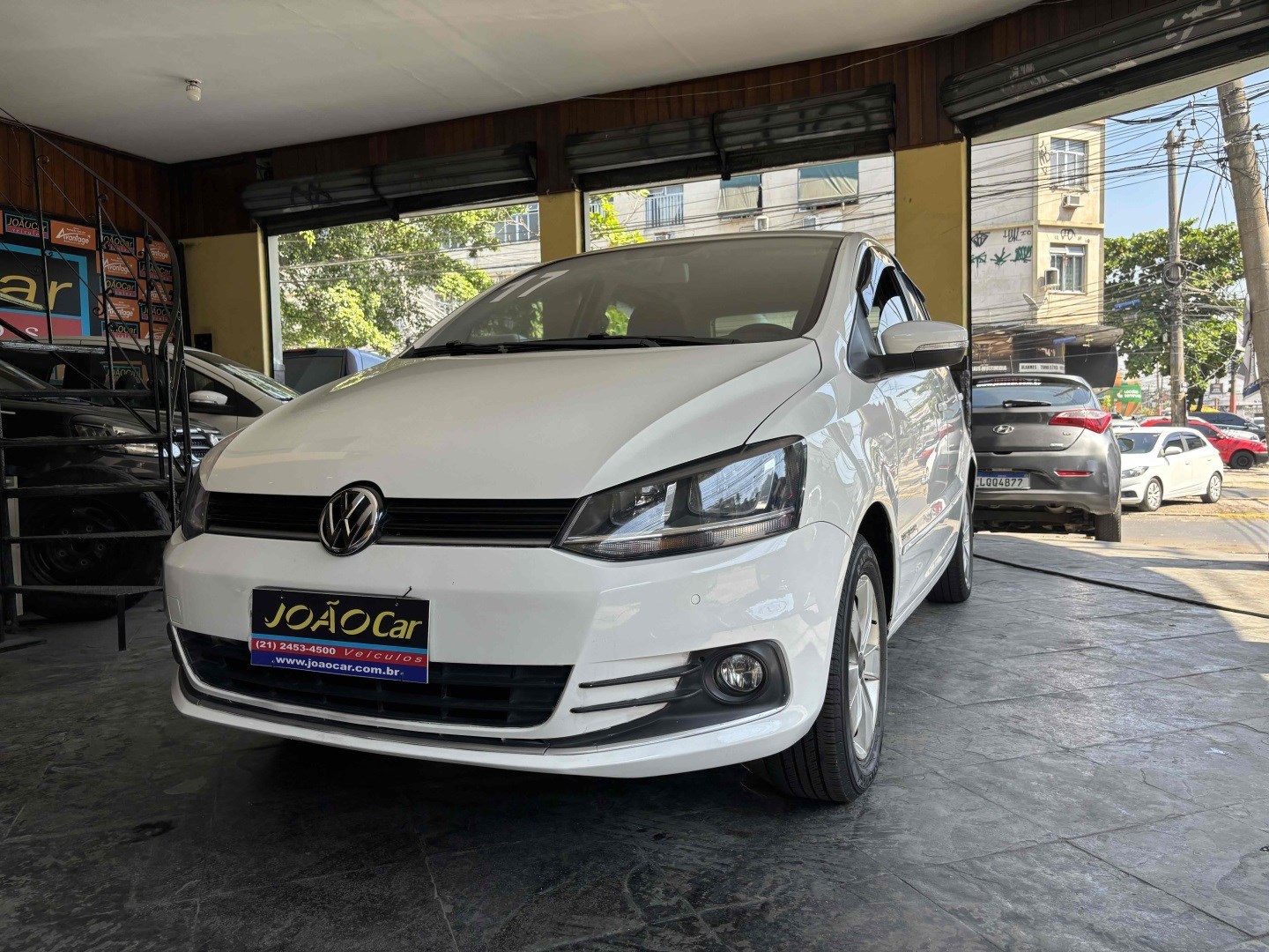 //www.autoline.com.br/carro/volkswagen/fox-16-comfortline-8v-flex-4p-manual/2017/rio-de-janeiro-rj/24825975