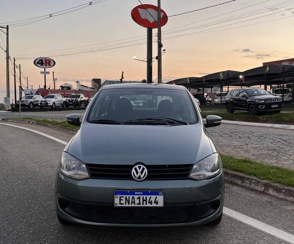 //www.autoline.com.br/carro/volkswagen/fox-16-8v-flex-4p-i-motion/2012/lorena-sp/24880539