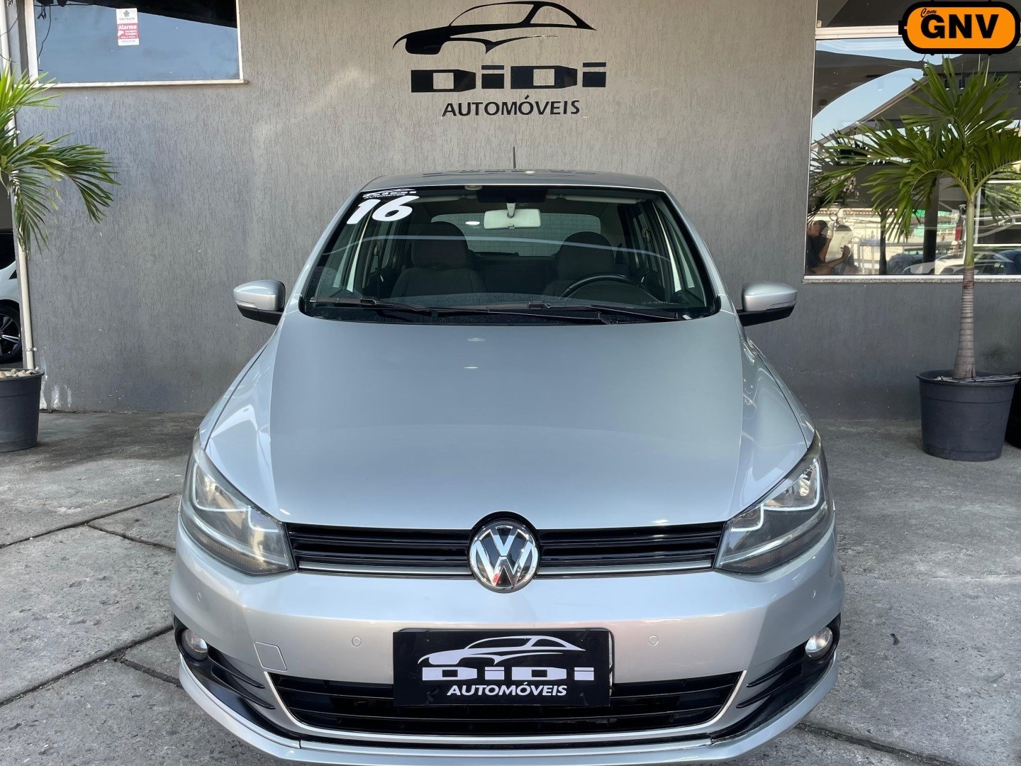 //www.autoline.com.br/carro/volkswagen/fox-16-comfortline-8v-flex-4p-manual/2016/rio-de-janeiro-rj/24897380