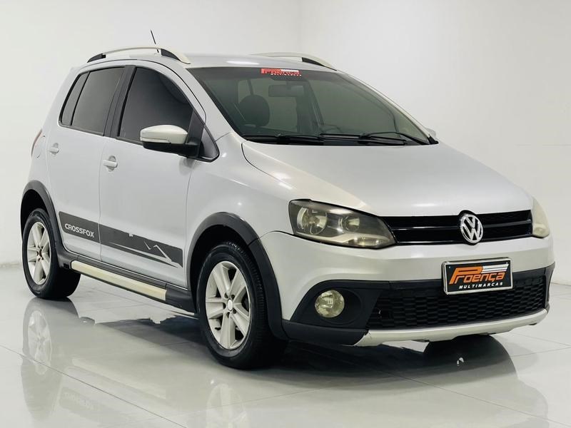 //www.autoline.com.br/carro/volkswagen/fox-10-city-8v-flex-2p-manual/2009/curitiba-pr/24900486
