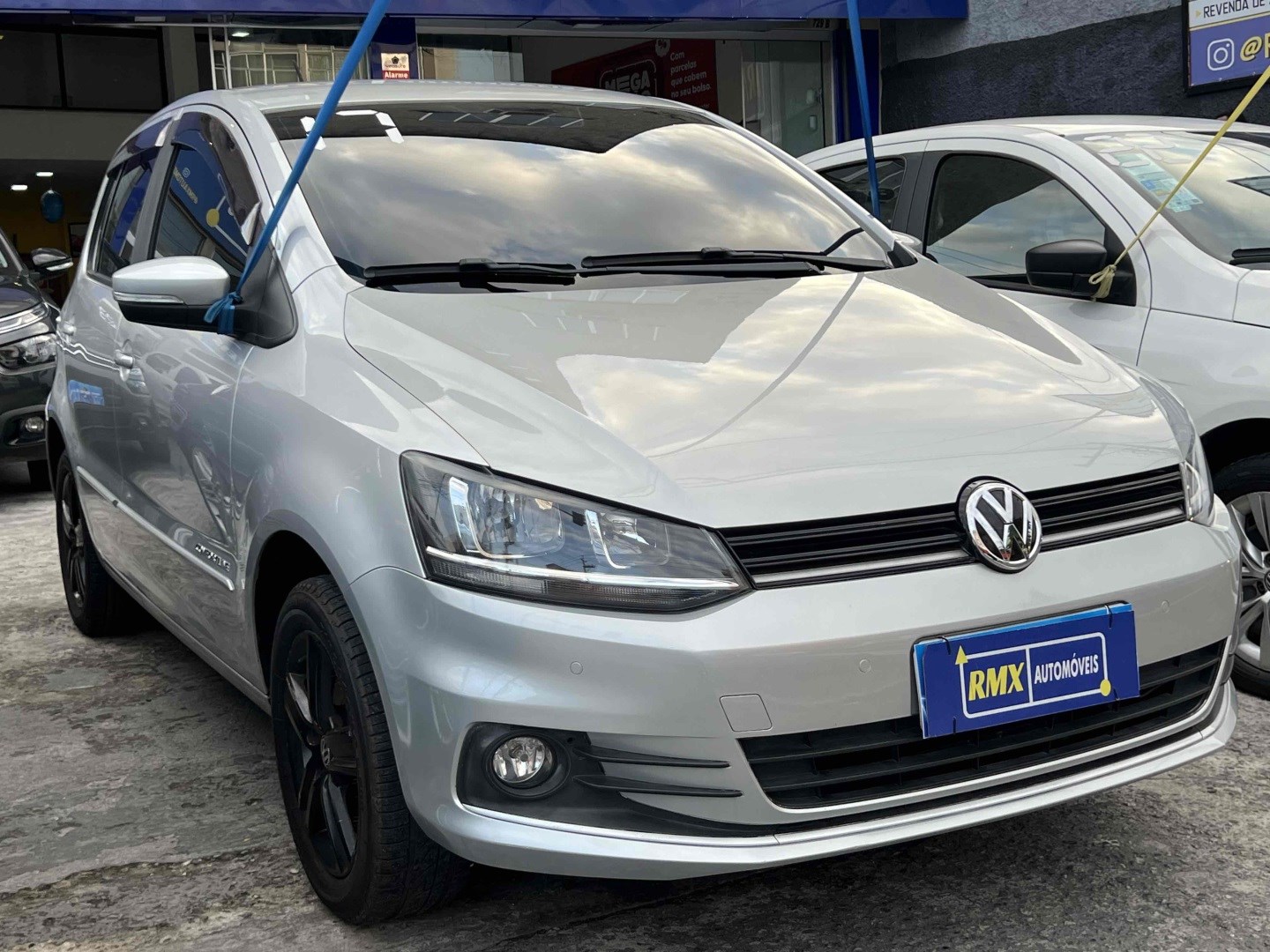 //www.autoline.com.br/carro/volkswagen/fox-10-comfortline-12v-flex-4p-manual/2017/rio-de-janeiro-rj/24901721