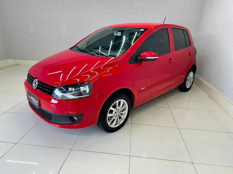 //www.autoline.com.br/carro/volkswagen/fox-16-8v-flex-4p-manual/2012/curitiba-pr/24909097