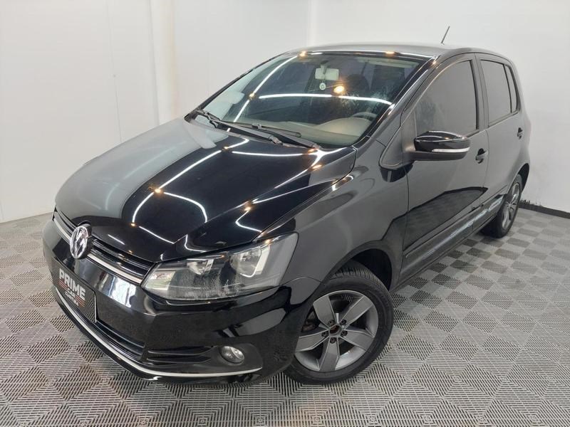 //www.autoline.com.br/carro/volkswagen/fox-16-connect-8v-flex-4p-i-motion/2019/curitiba-pr/24913620
