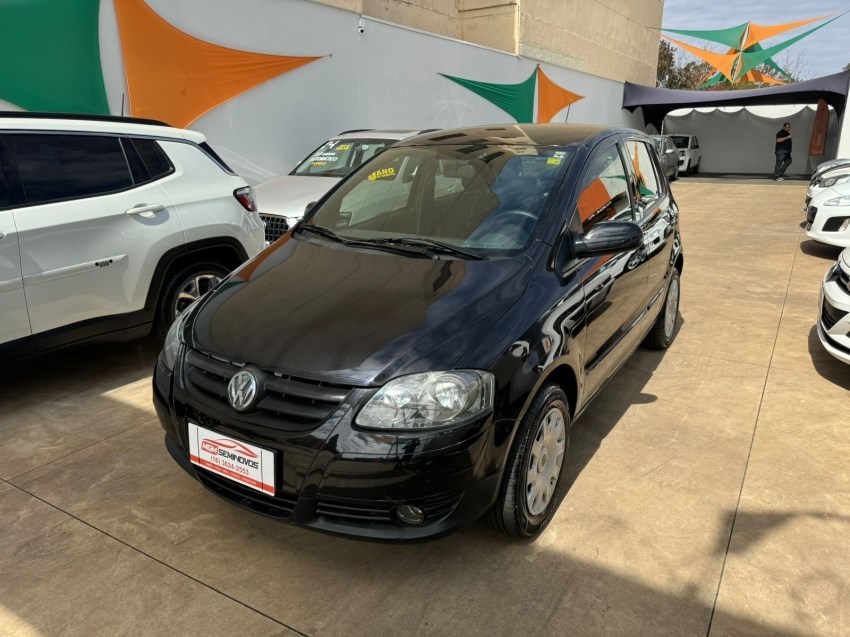 //www.autoline.com.br/carro/volkswagen/fox-10-city-8v-flex-4p-manual/2009/ribeirao-preto-sp/24952134