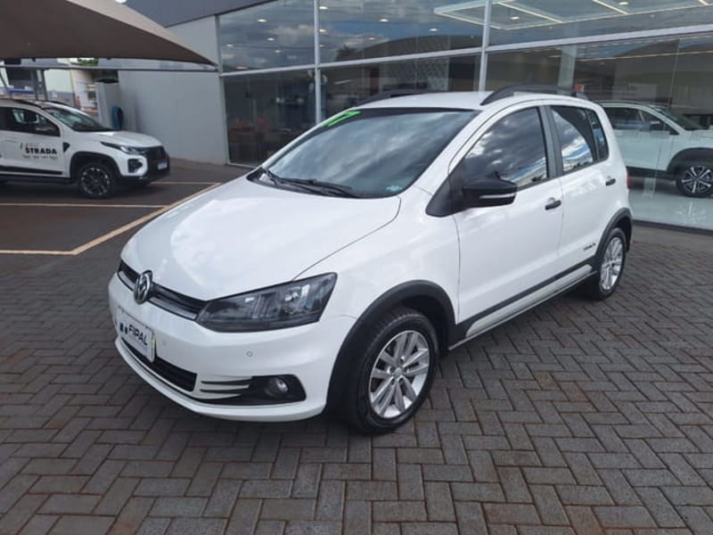 //www.autoline.com.br/carro/volkswagen/fox-10-track-12v-flex-4p-manual/2017/foz-do-iguacu-pr/25004446