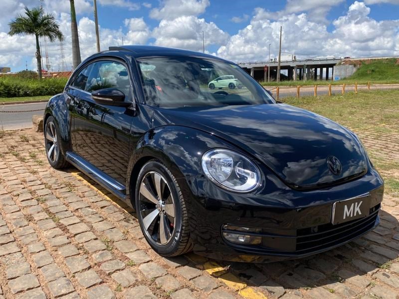 //www.autoline.com.br/carro/volkswagen/fusca-20-tsi-r-line-gasolina-2p-dsg/2013/brasilia-df/23608710