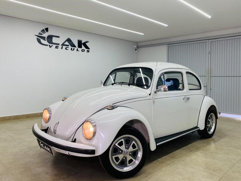 //www.autoline.com.br/carro/volkswagen/fusca-15-8v-gasolina-2p-manual/1973/brasilia-df/24910024