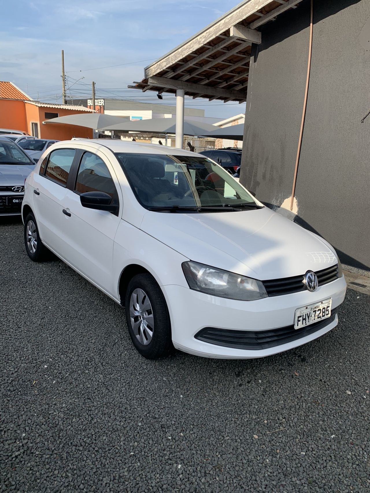 //www.autoline.com.br/carro/volkswagen/gol-16-8v-flex-4p-manual/2013/limeira-sp/23424032