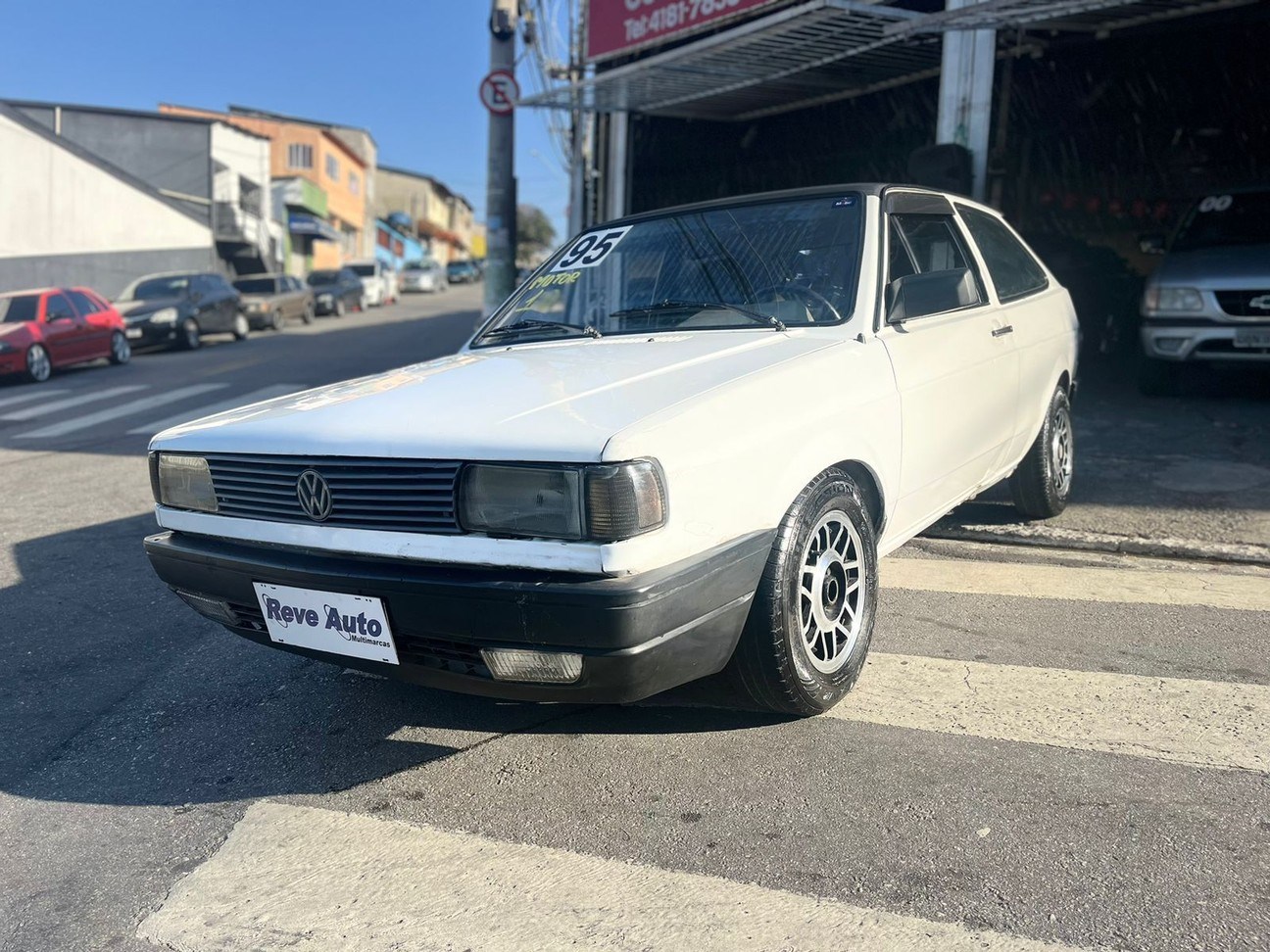 //www.autoline.com.br/carro/volkswagen/gol-10-1000-50cv-2p-gasolina-manual/1995/carapicuiba-sp/23446079