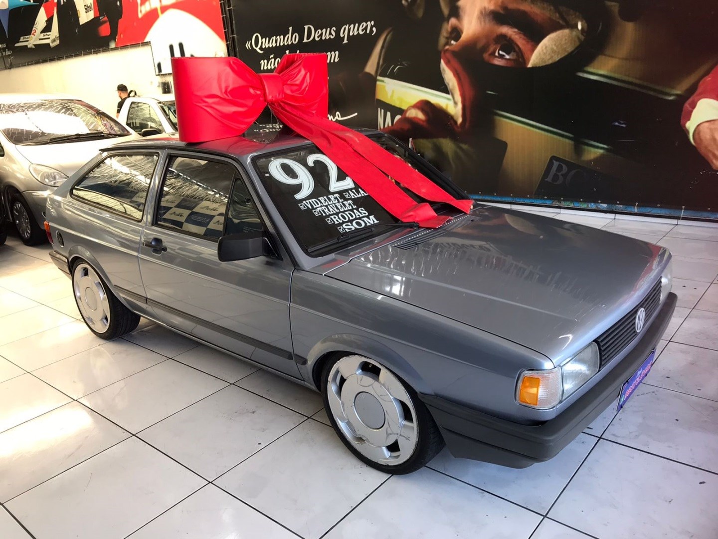 //www.autoline.com.br/carro/volkswagen/gol-18-c-l-85cv-2p-gasolina-manual/1994/santo-andre-sp/23940125