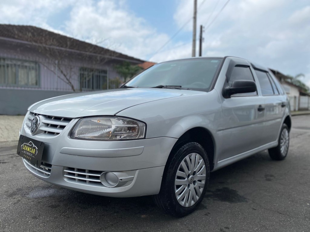//www.autoline.com.br/carro/volkswagen/gol-10-tec-city-8v-flex-4p-manual/2013/joinville-sc/23971117