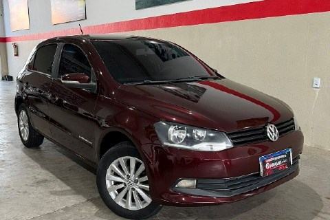 //www.autoline.com.br/carro/volkswagen/gol-16-comfortline-8v-flex-4p-manual/2015/aracoiaba-ce/24106263