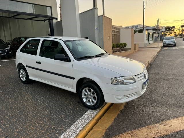 //www.autoline.com.br/carro/volkswagen/gol-10-8v-flex-2p-manual/2013/itapolis-sp/24393151