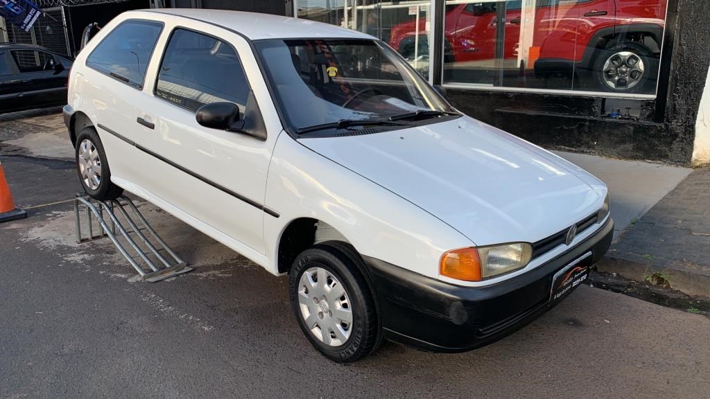//www.autoline.com.br/carro/volkswagen/gol-16-gl-mi-8v-gasolina-2p-manual/1997/uberlandia-mg/24778823