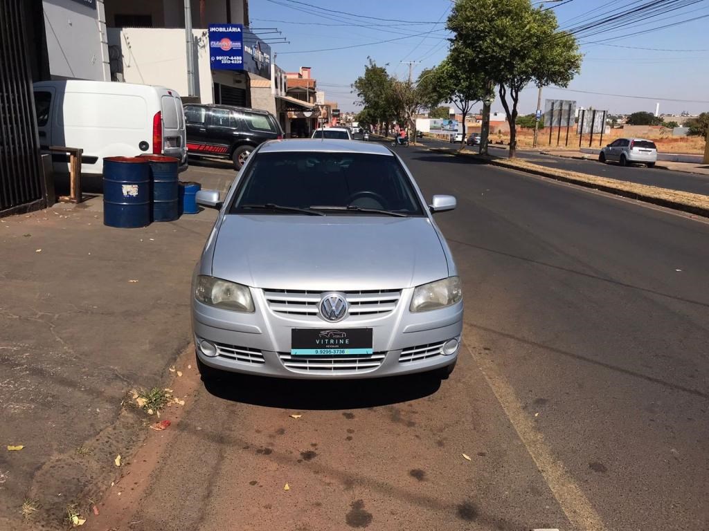 //www.autoline.com.br/carro/volkswagen/gol-10-8v-flex-4p-manual/2011/uberaba-mg/24790191