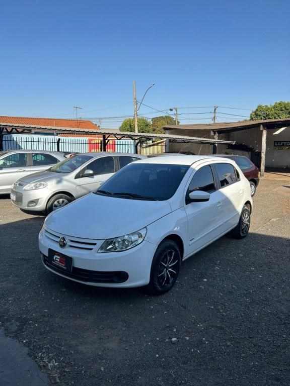 //www.autoline.com.br/carro/volkswagen/gol-16-8v-flex-4p-manual/2013/uberaba-mg/24804947