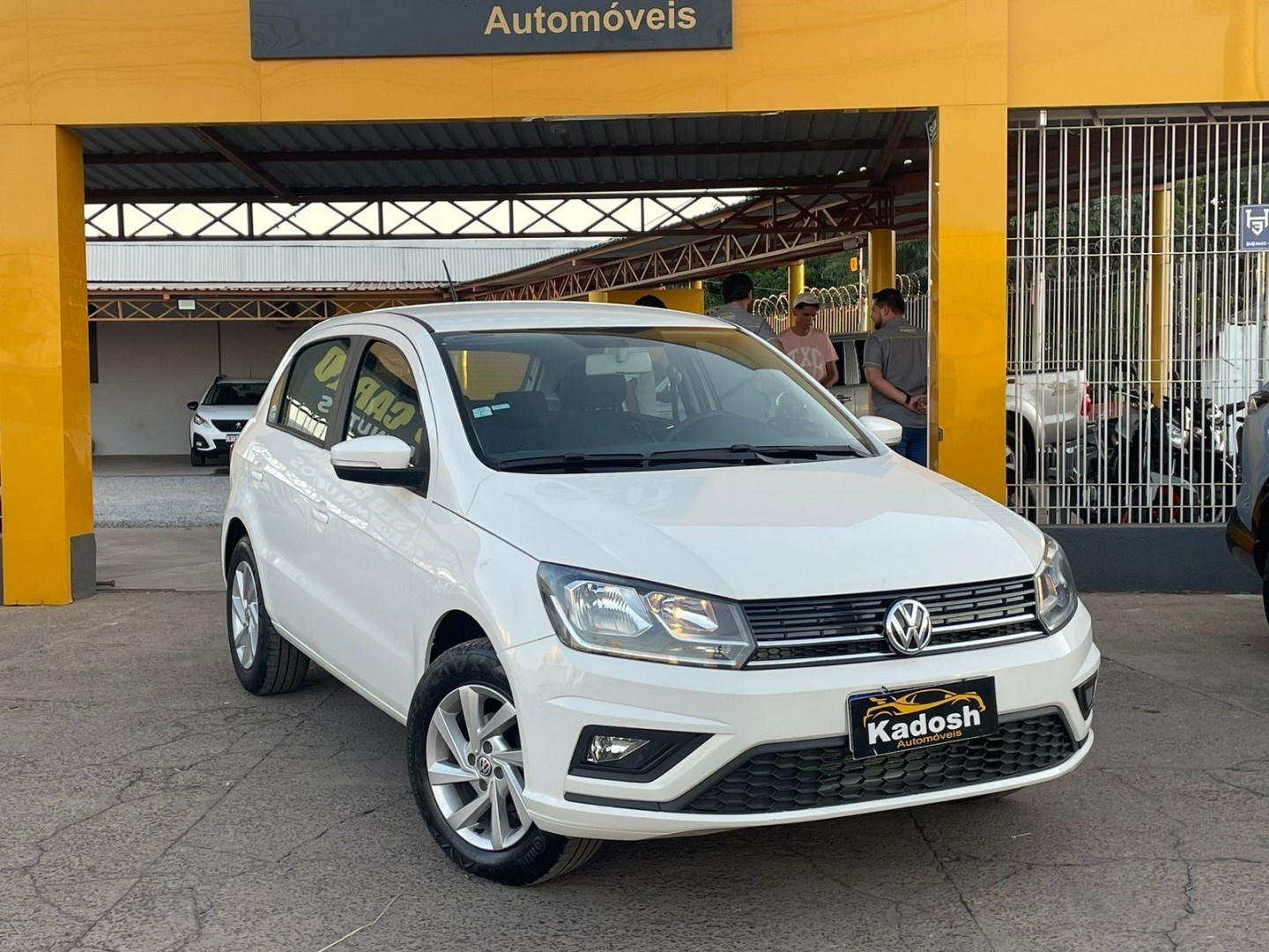 //www.autoline.com.br/carro/volkswagen/gol-10-12v-flex-4p-manual/2022/cuiaba-mt/24849292