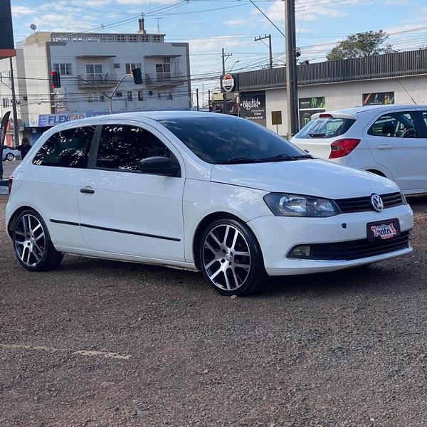 //www.autoline.com.br/carro/volkswagen/gol-16-city-8v-flex-2p-manual/2015/cascavel-pr/24974459