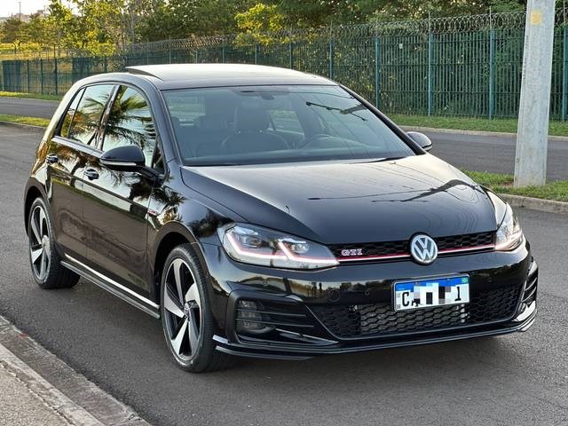 //www.autoline.com.br/carro/volkswagen/golf-20-350-tsi-gti-16v-gasolina-4p-turbo-dsg/2019/botucatu-sp/23657355