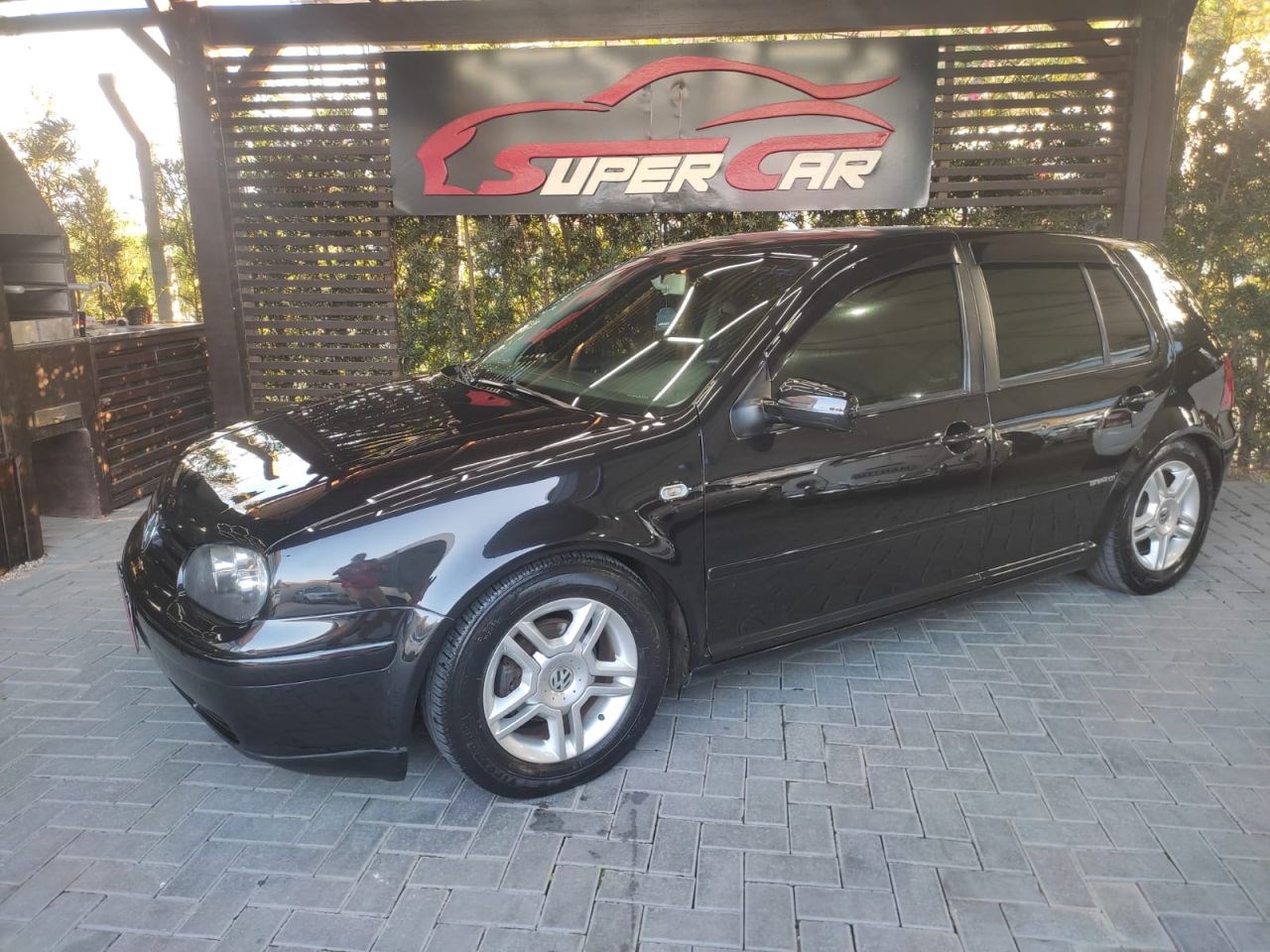 //www.autoline.com.br/carro/volkswagen/golf-16-generation-8v-gasolina-4p-manual/2003/tijucas-sc/23821490