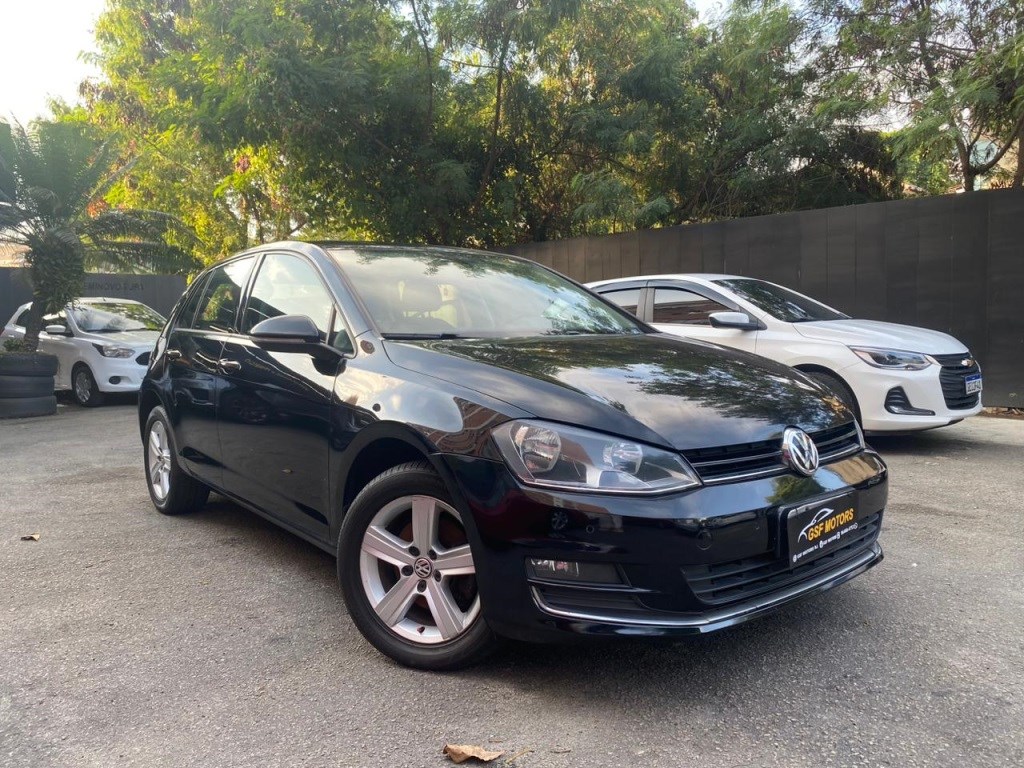 //www.autoline.com.br/carro/volkswagen/golf-14-tsi-bluemotion-highline-16v-gasolina-4p-tu/2014/rio-de-janeiro-rj/24022092