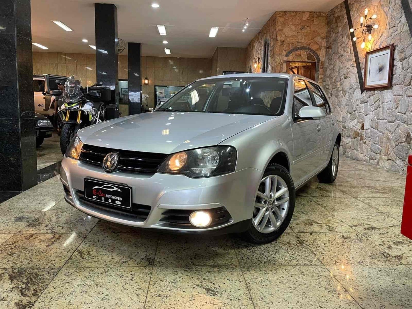 //www.autoline.com.br/carro/volkswagen/golf-16-sportline-8v-flex-4p-manual/2012/duque-de-caxias-rj/24663532