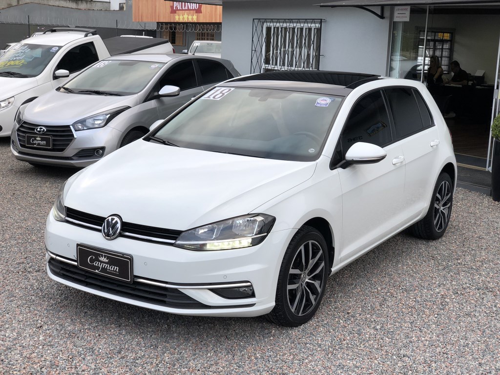 //www.autoline.com.br/carro/volkswagen/golf-10-200-tsi-comfortline-12v-flex-4p-turbo-auto/2018/joinville-sc/24936232