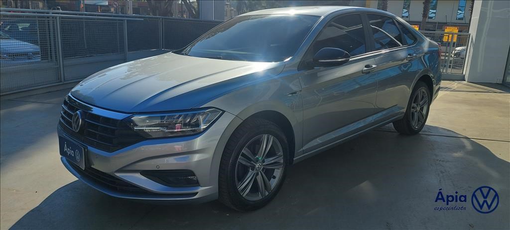 //www.autoline.com.br/carro/volkswagen/jetta-14-250-tsi-r-line-16v-flex-4p-turbo-tiptronic/2019/matao-sp/23275468