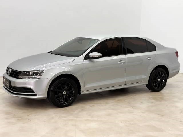 //www.autoline.com.br/carro/volkswagen/jetta-14-tsi-trendline-16v-gasolina-4p-turbo-tiptro/2016/caxias-do-sul-rs/23334857
