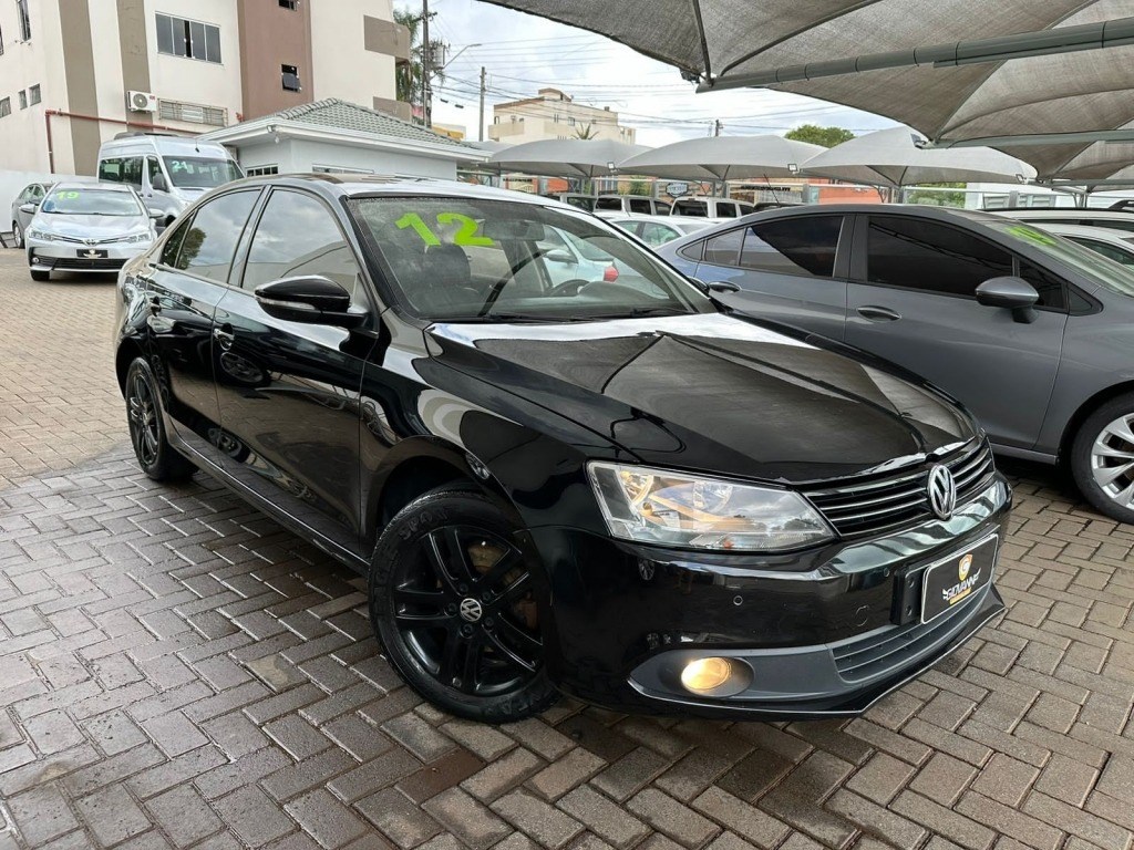 //www.autoline.com.br/carro/volkswagen/jetta-20-comfortline-8v-flex-4p-manual/2012/chopinzinho-pr/24259348