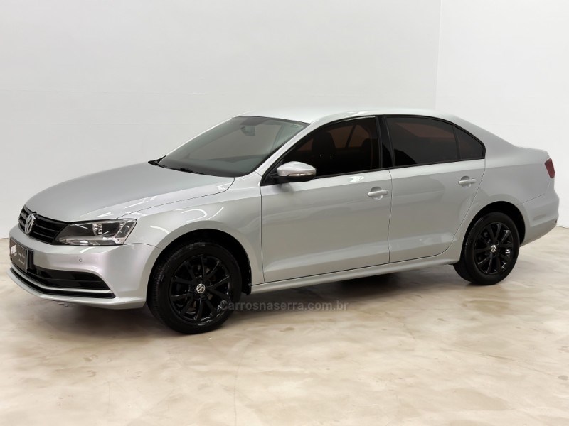 //www.autoline.com.br/carro/volkswagen/jetta-14-tsi-trendline-16v-gasolina-4p-turbo-tiptro/2016/caxias-do-sul-rs/24292480