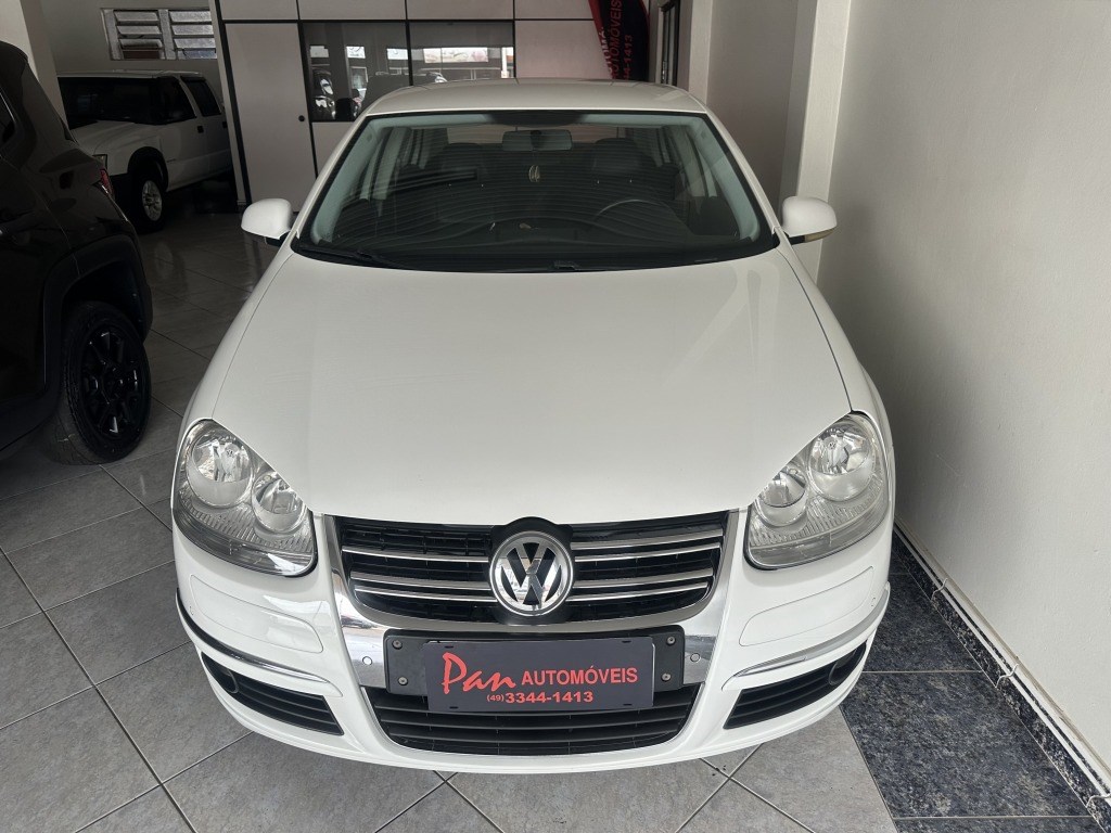 //www.autoline.com.br/carro/volkswagen/jetta-25-20v-gasolina-4p-automatico/2010/sao-lourenco-do-oeste-sc/24387122